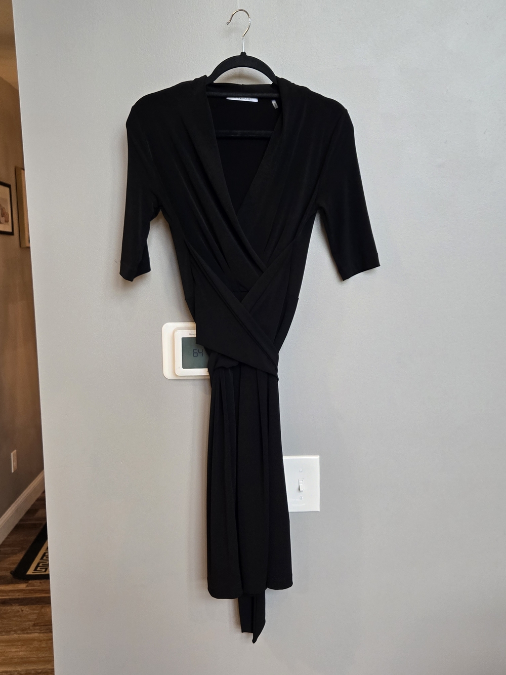 Tahari Black Faux Wrap Dress Elbow Sleeve V-Neck Size XS